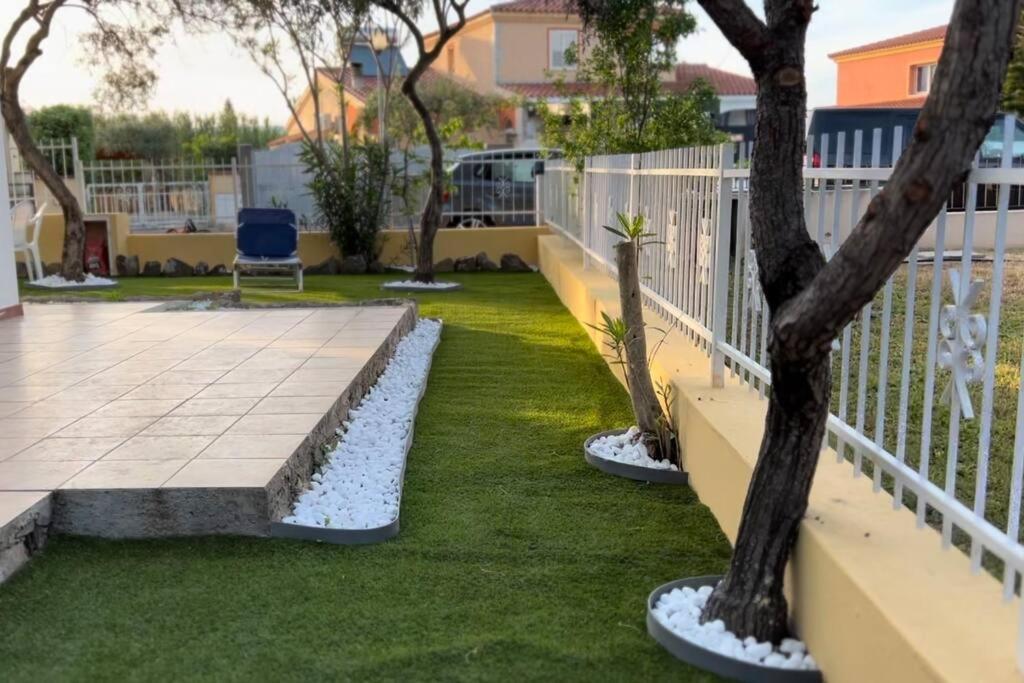 Comoda Villetta Con Giardino Сан-Теодоро Экстерьер фото